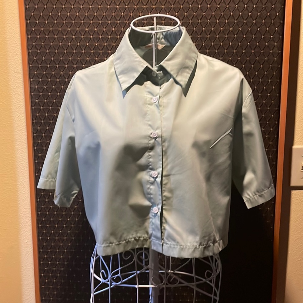 Green crop button up